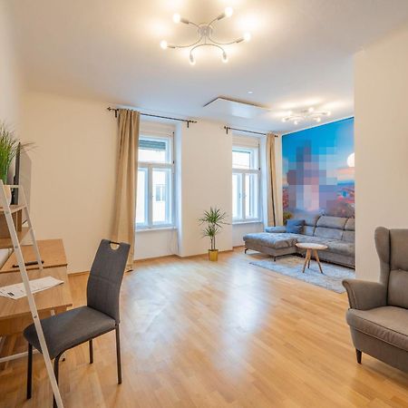 M&O Apartment, Zentral In Innenstadt-& Bahnhofsnaehe - Parkgarage Štýrský Hradec Exteriér fotografie